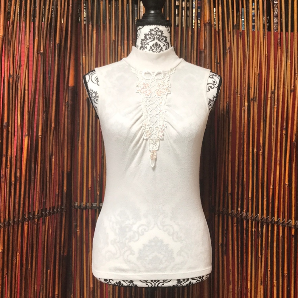 Finesse lace mock neck halter top